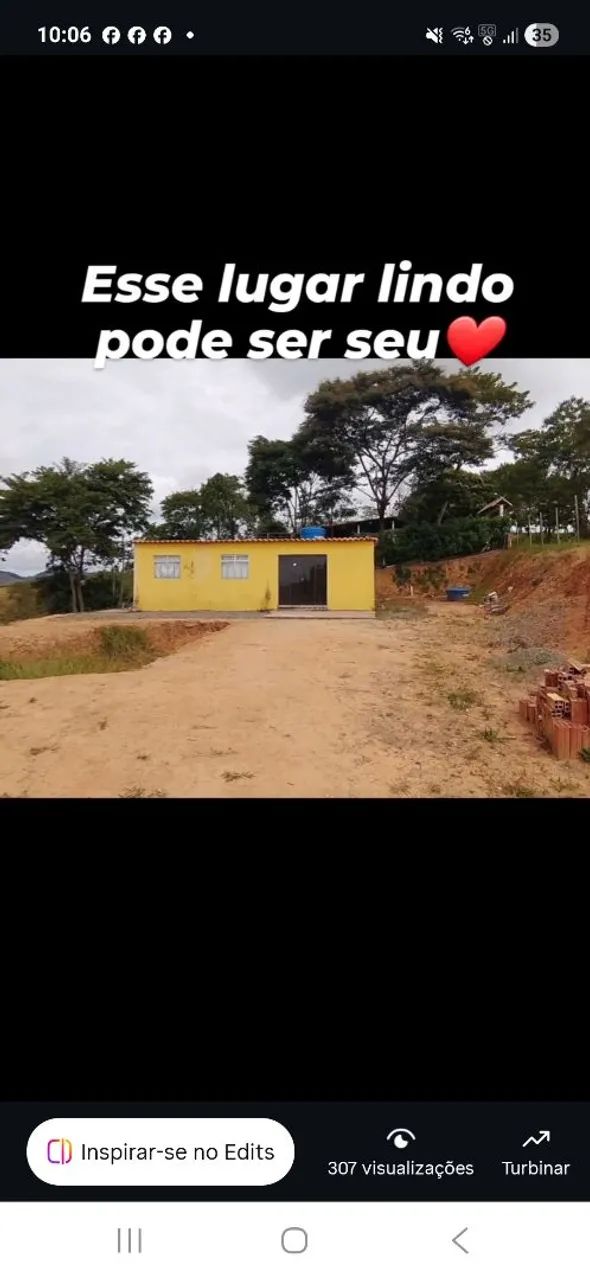 Lindo Terrenocom uma casinha