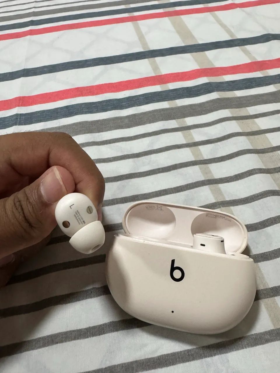 Fone beats studio buds+ (novíssimo)  - Foto 4