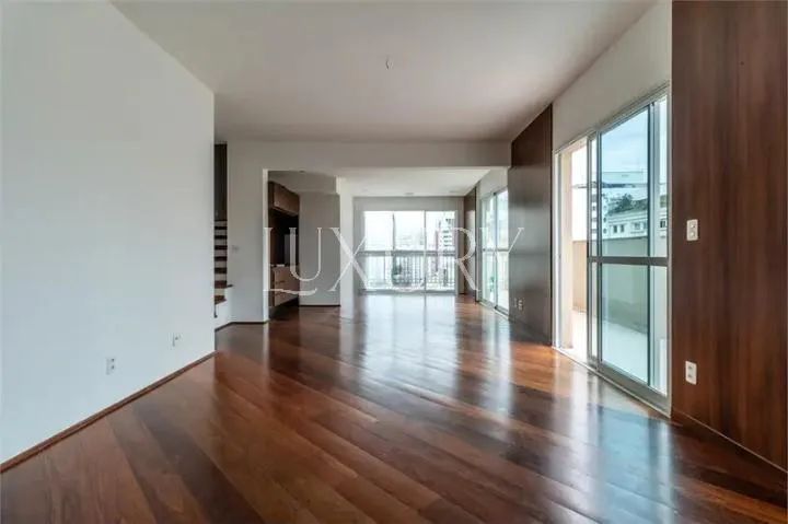 Cobertura para Locação no Jardim Paulista | 242 m² | 3 Suítes | 4 Vagas