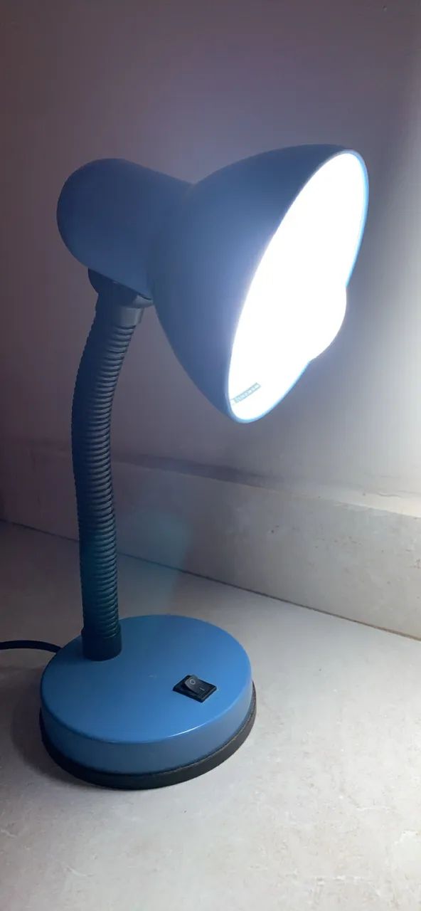 Luminária de mesa - Foto 2