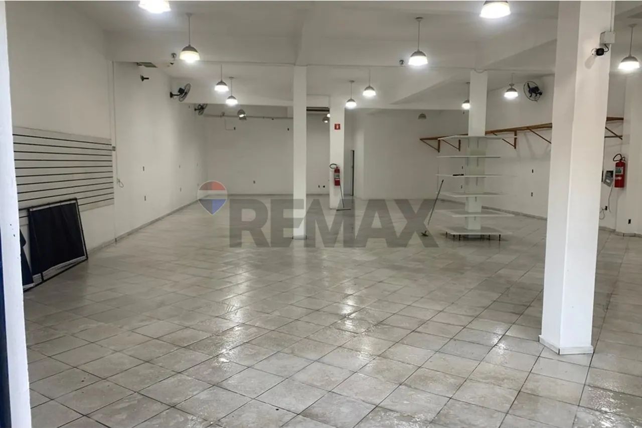 Salão comercial para alugar no bairro Vila Rezende, Piracicaba. - Foto 4