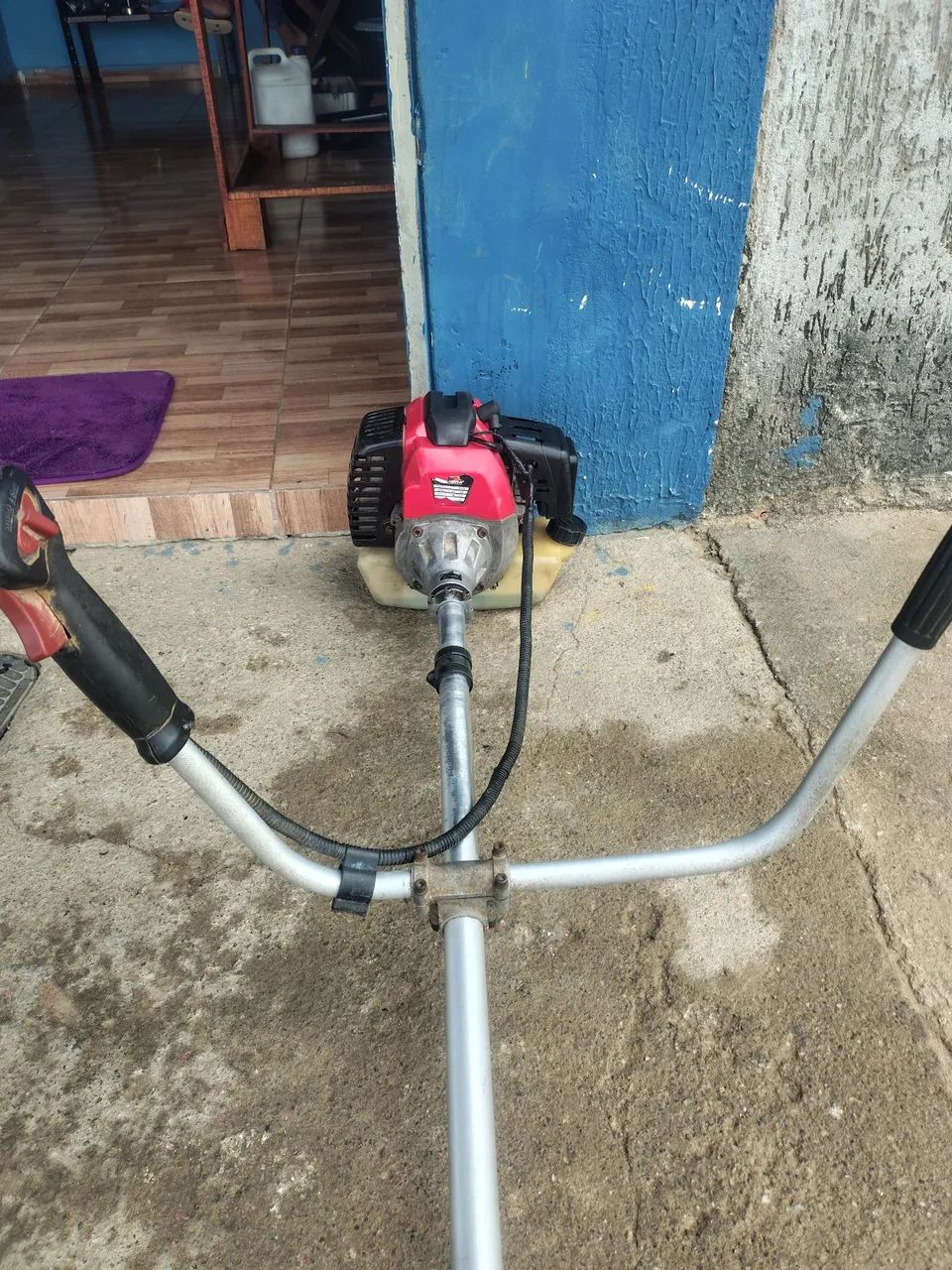 Roçadeira Toyama 52cc - Foto 2