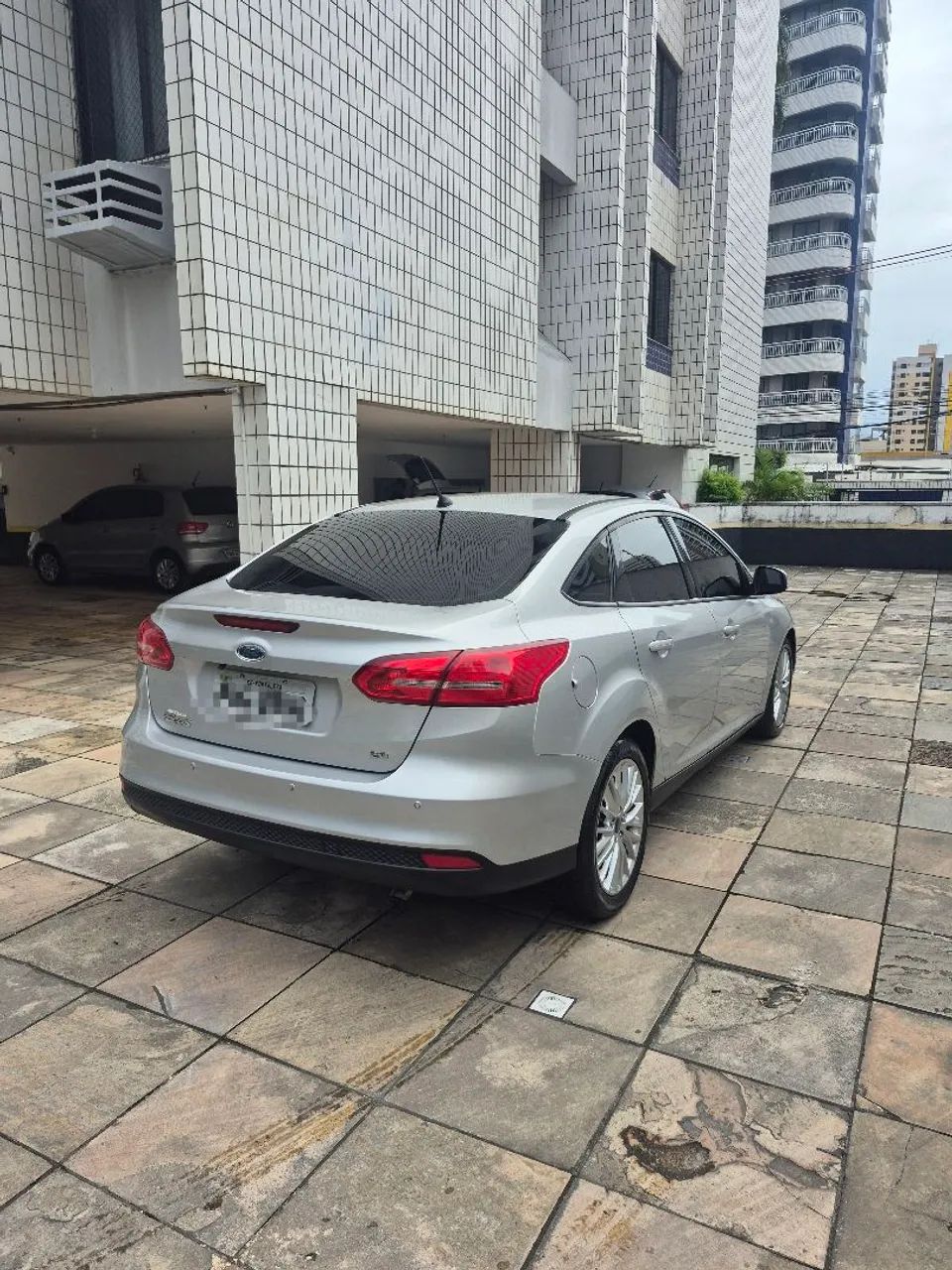 Ford Focus Fastback Se/se Plus 2.0 Flex Aut. 2017 - Foto 3