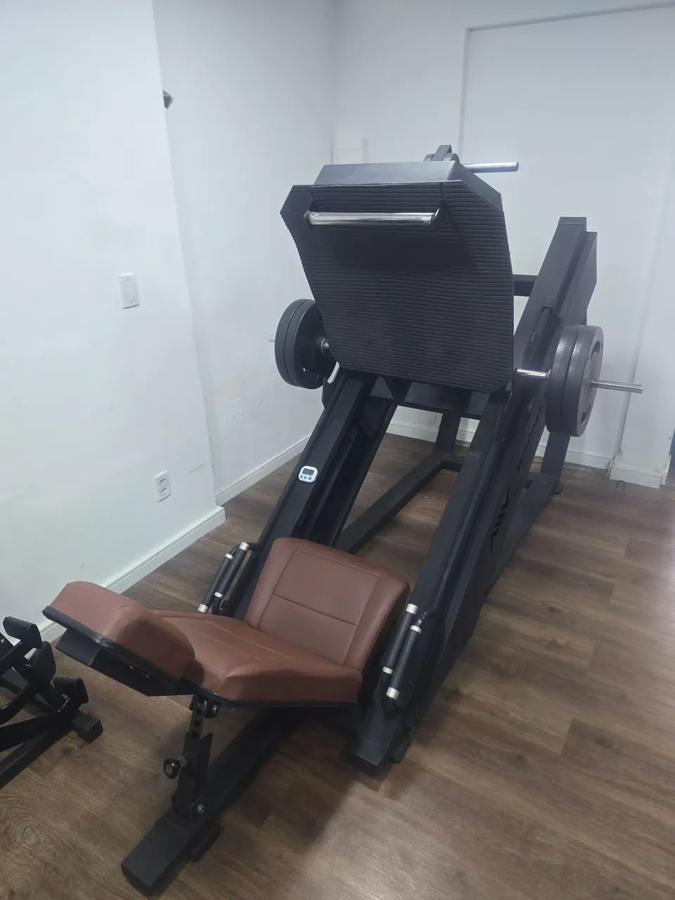 Leg press e Cadeira Flexora/extensora