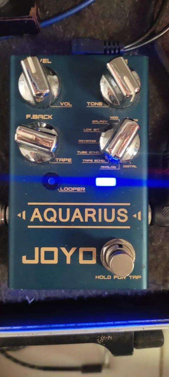 Pedal para guitarra Joyo Aquarius (multi-model delay)