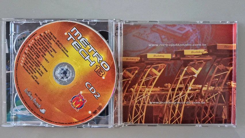 CD Duplo Metro Tech 13 - Original Metropolitana FM USADO - Foto 3