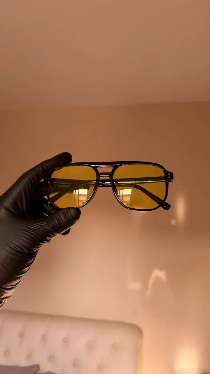 Óculos de Sol Aviador Retrô Preto com Lentes Amarelas