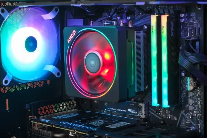 5600 - 32GB - RTX 4060Ti - Foto 4