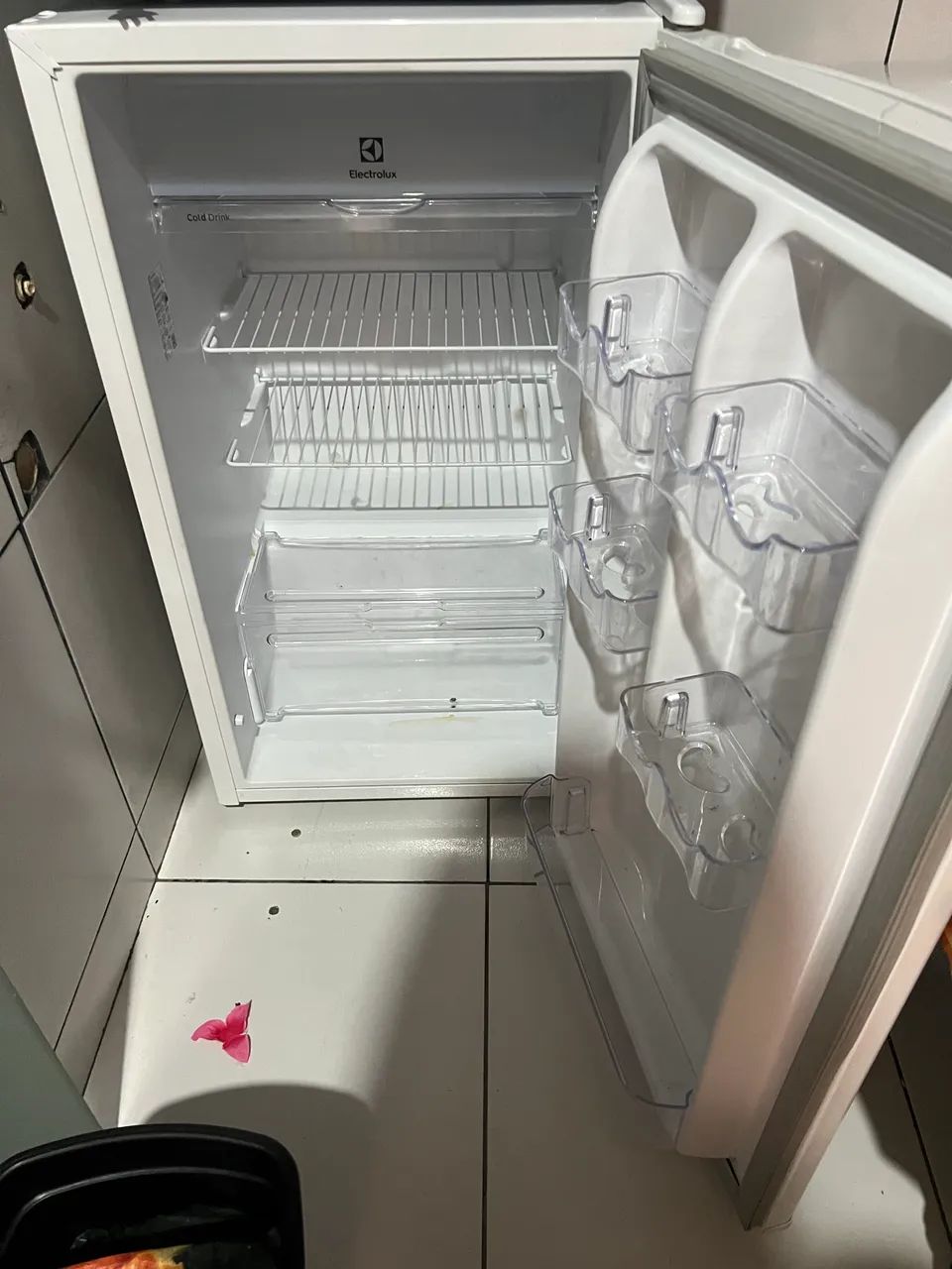 Vendo frigobar - Foto 2
