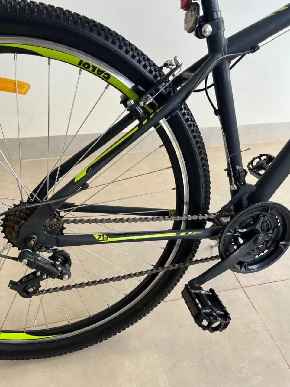 Bicicleta super conservada Caloi Velox aro 29 - Foto 3