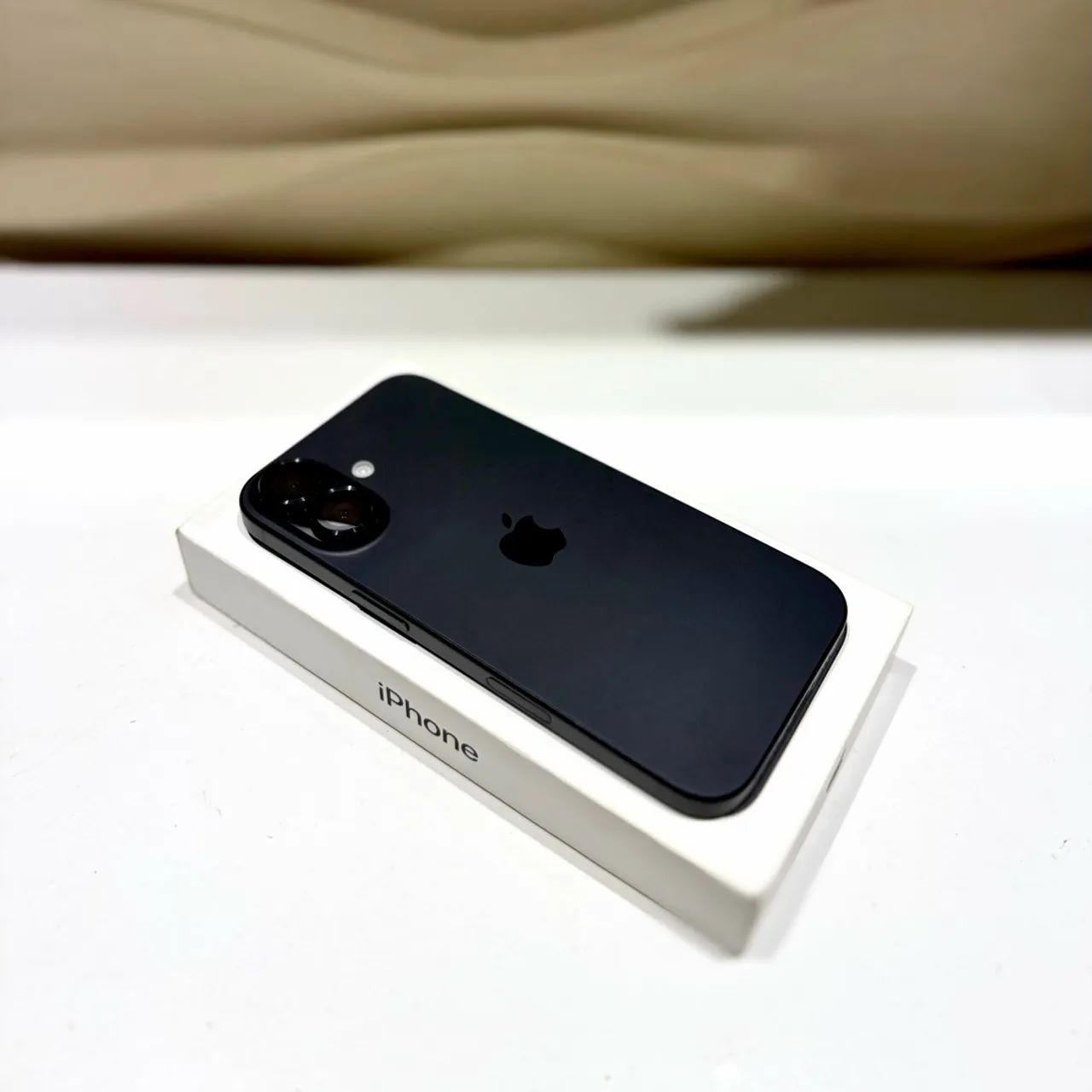 iPhone 16 128gb - Foto 2