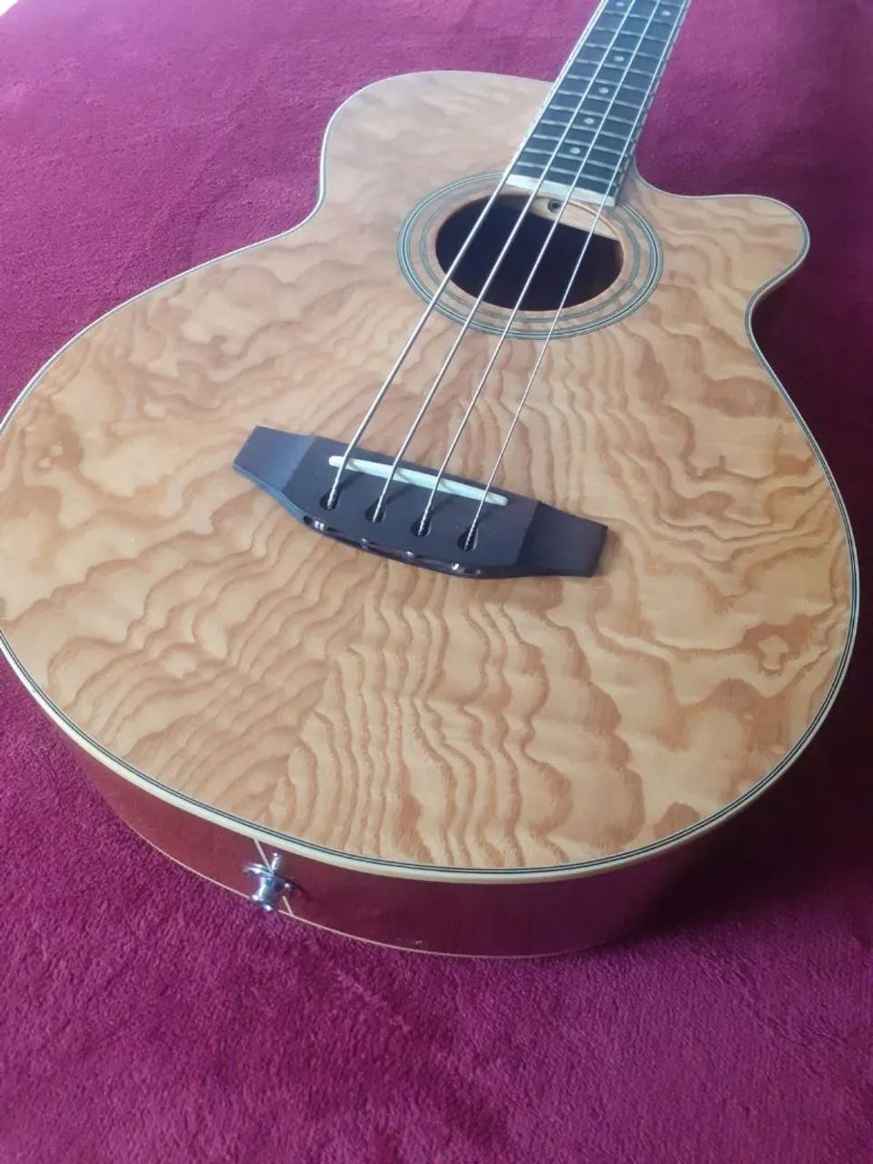 Baixolao elétrico 4 cordas