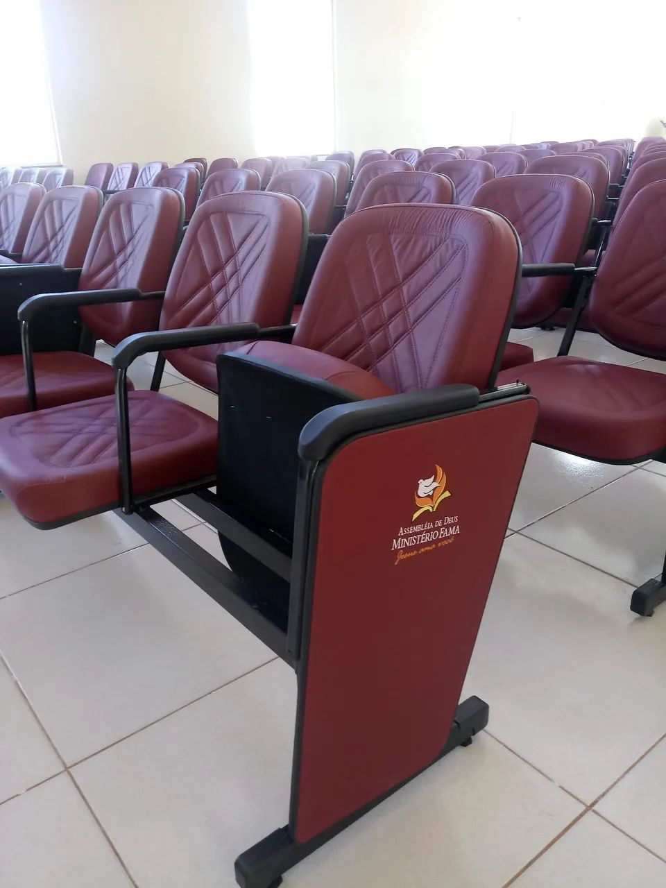 fábrica cadeiras e poltronas  - Foto 2