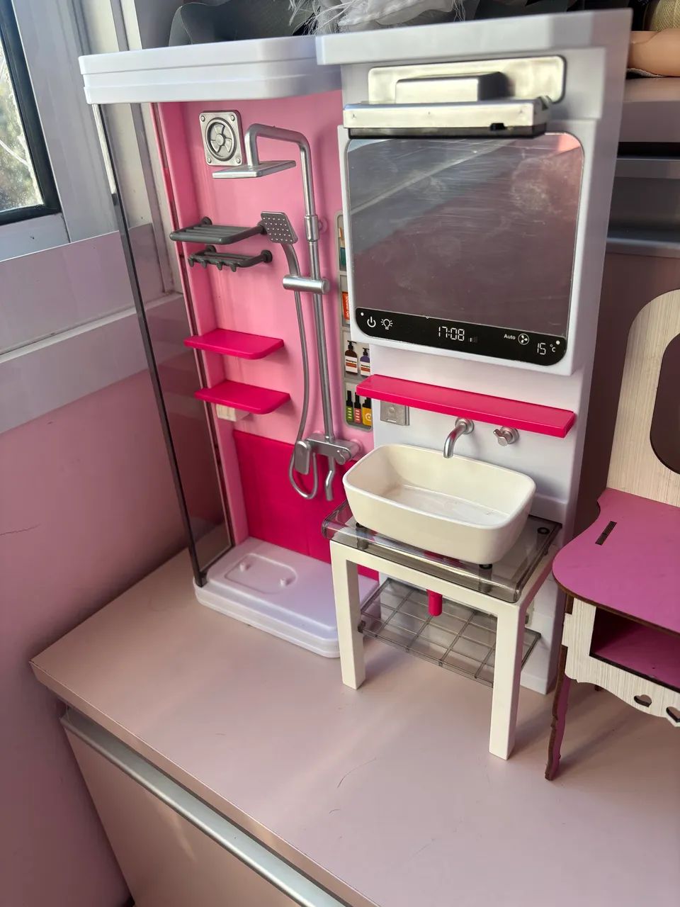 Barbie quarto (leia a descrição ) - Foto 5