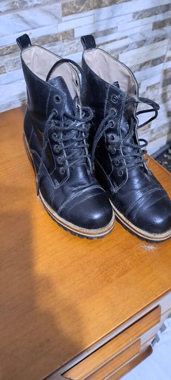 BOTA DE COURO