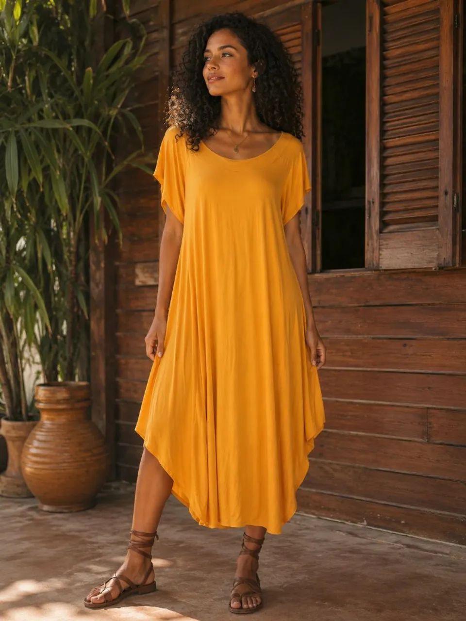 Vestido laranja solto 