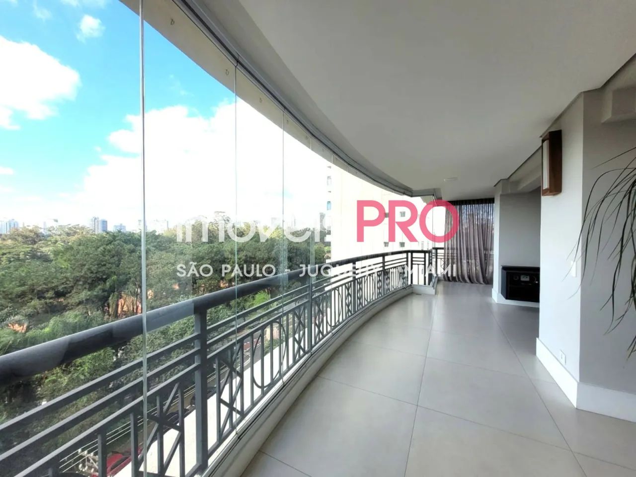 Apartamento com 220 metros 4 suítes Granja Julieta - Foto 4