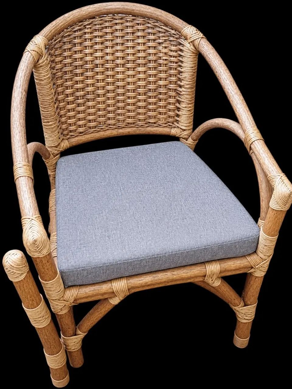 Conjunto de cadeiras em rattan - Foto 2