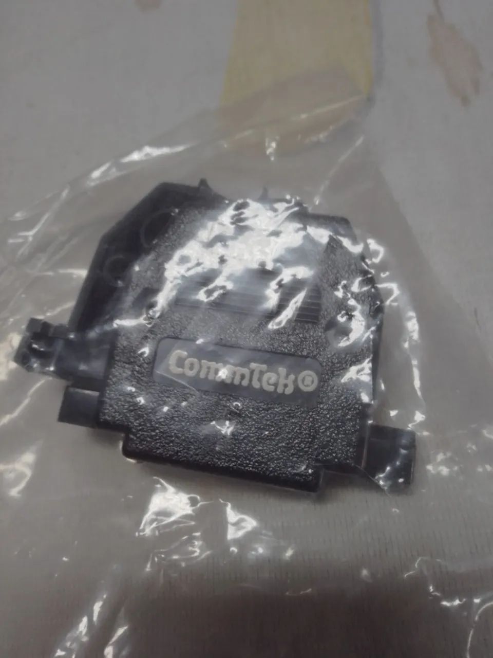 Capa P/conector DB25 Commteck 90 peças disponiveis