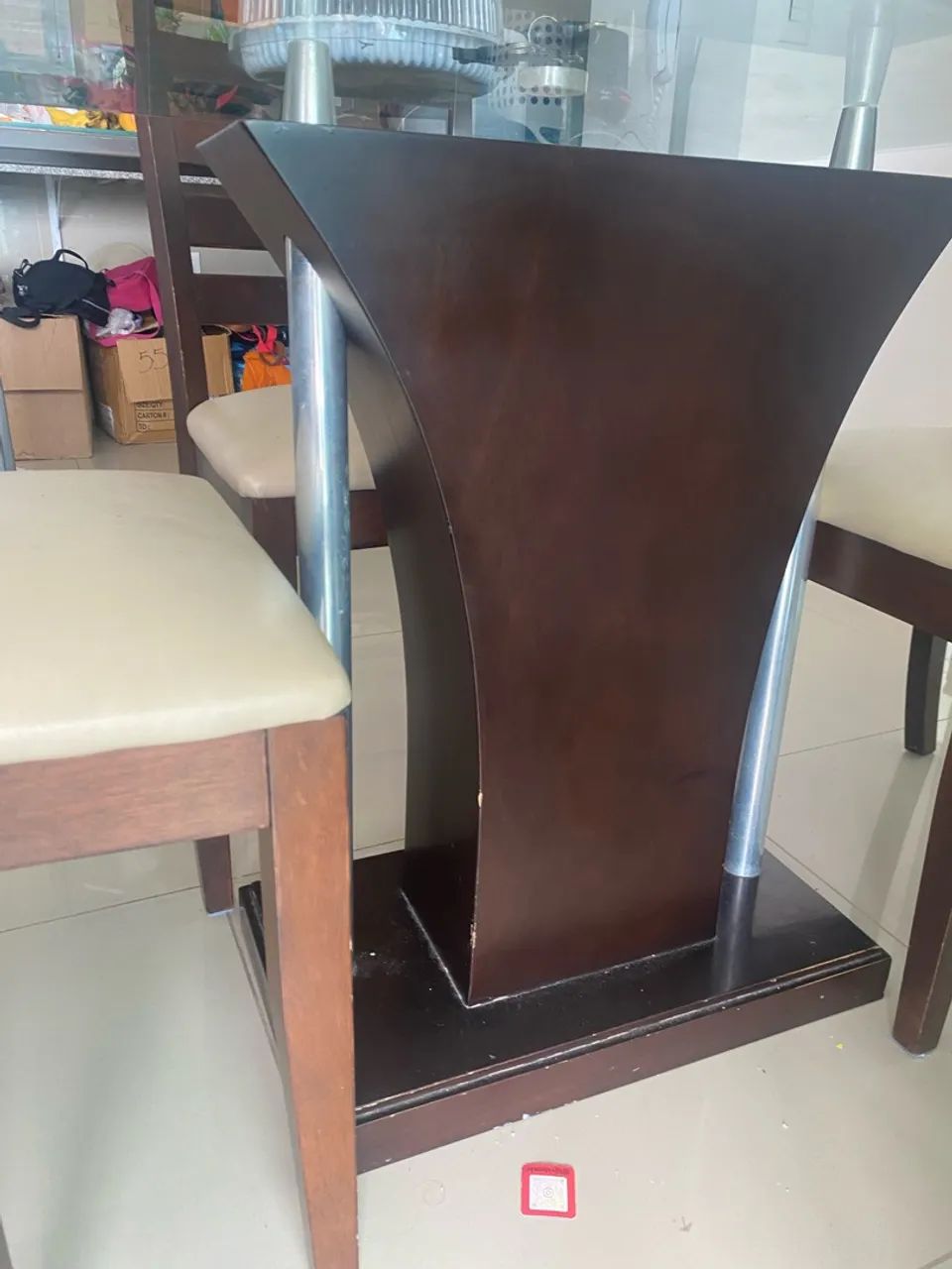 Conjunto de mesa com 6 cadeiras madeira maciça - Foto 3