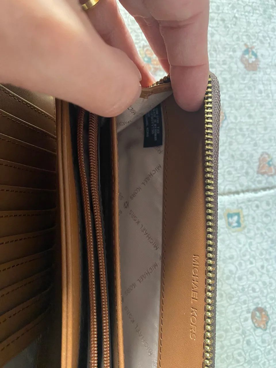 Carteira Michael Kors | Nova, Nunca Usada - Foto 2