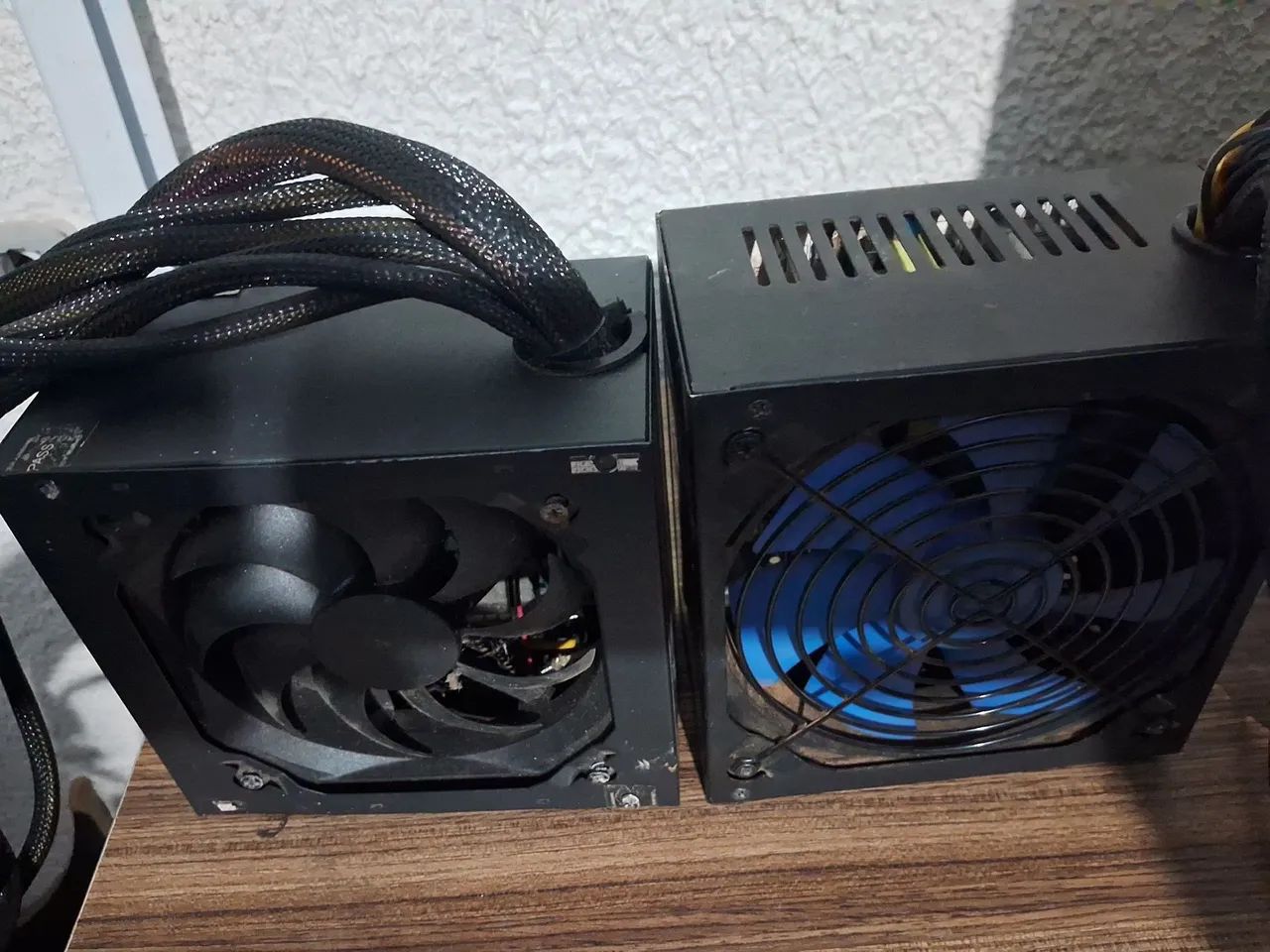 Vendo fonte com defeito R$70 - Foto 3