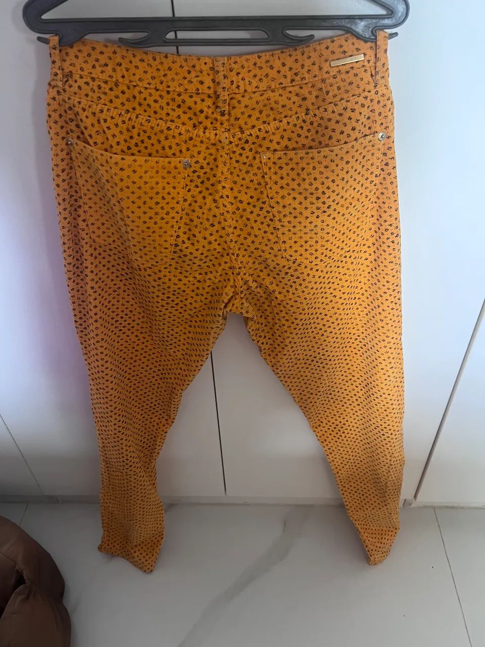 calça animale de veludo com elastano e algodão tamanho 40 - Foto 4