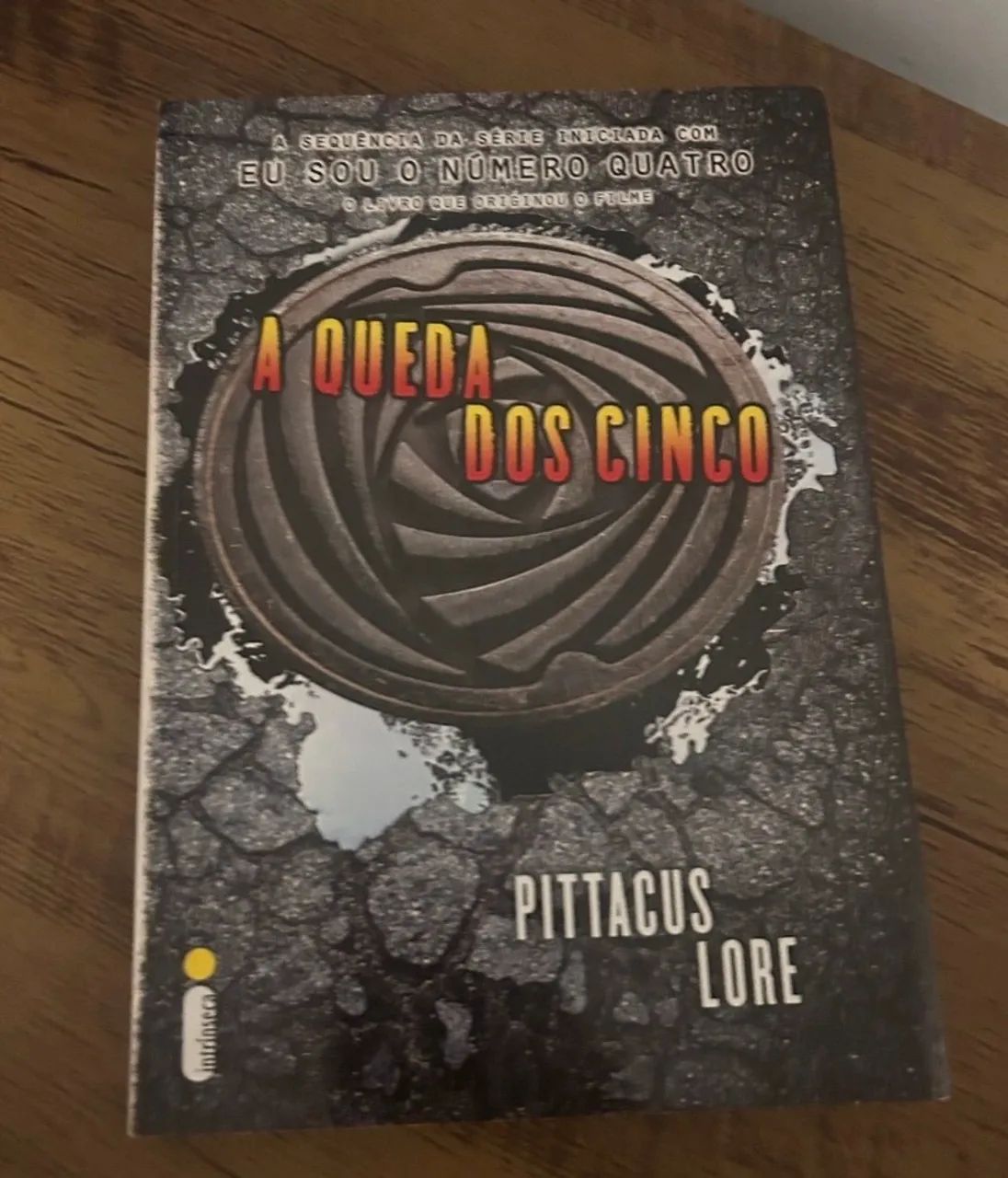 Livro | A Queda dos Cinco