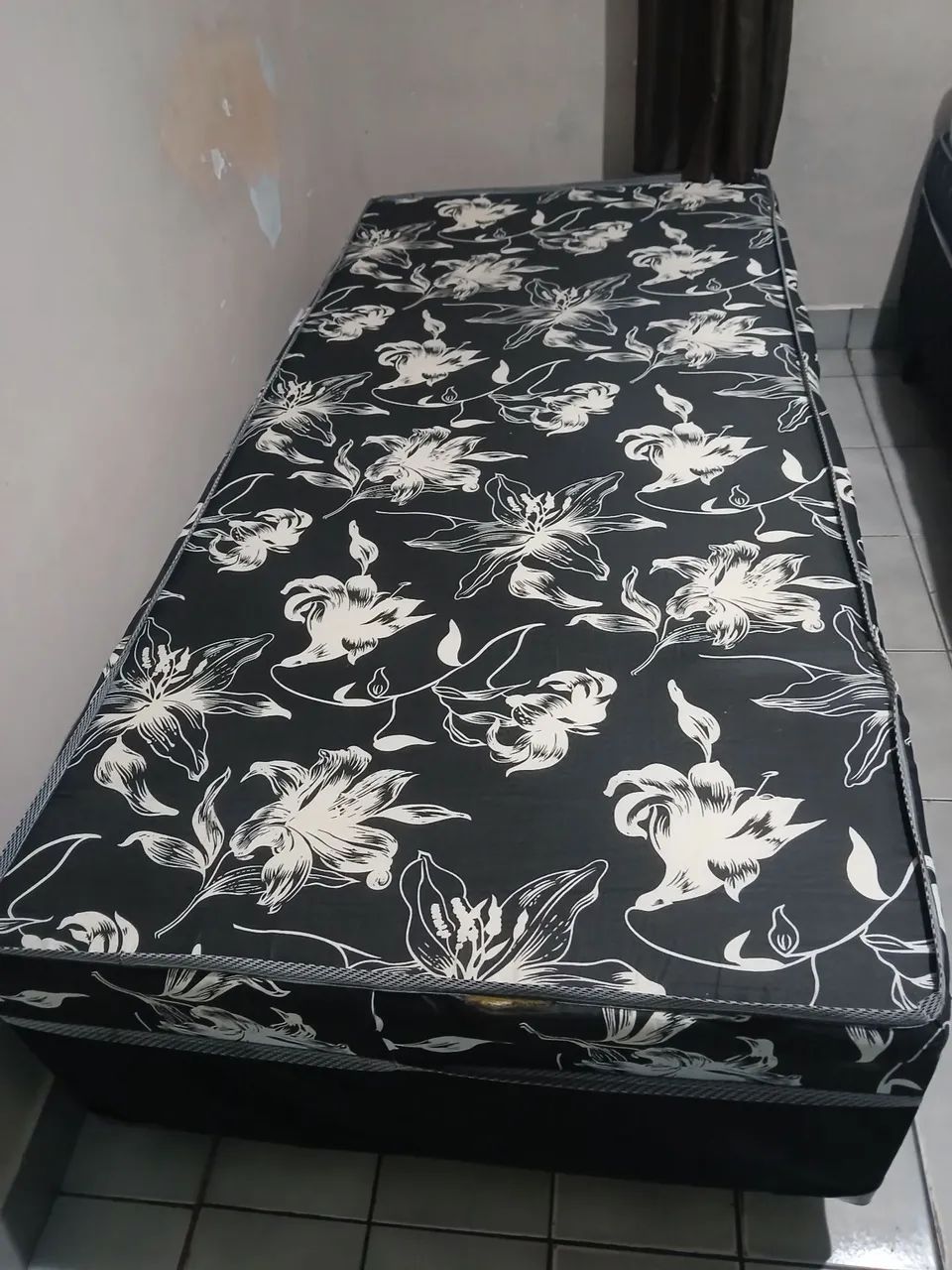 Cama box
