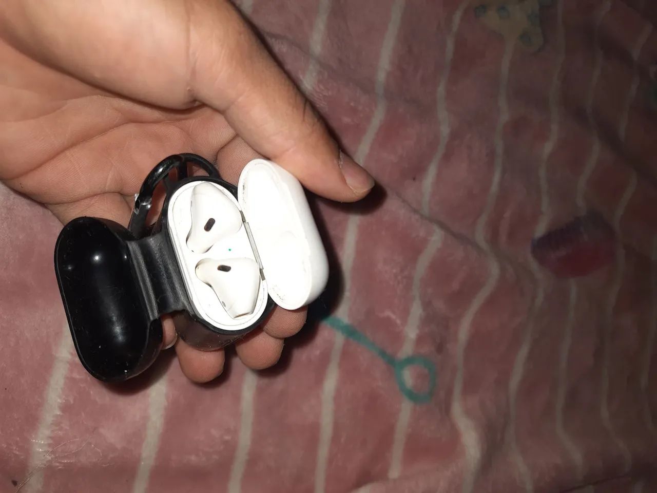 AIRPODS SEMI NOVO