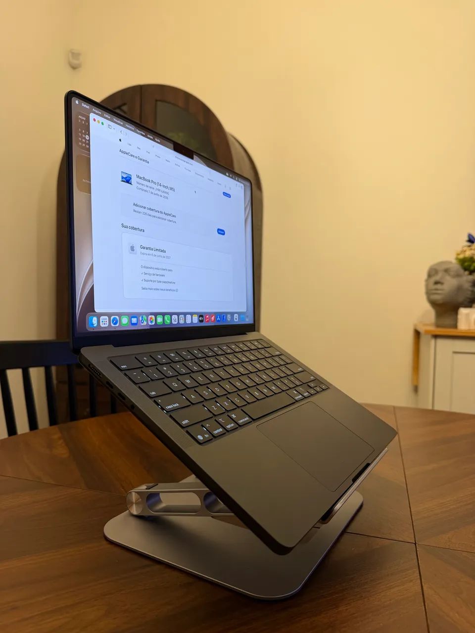 MacBook Pro 14 Apple M5 16GB RAM 1TB SSD - Novo - Notebooks
