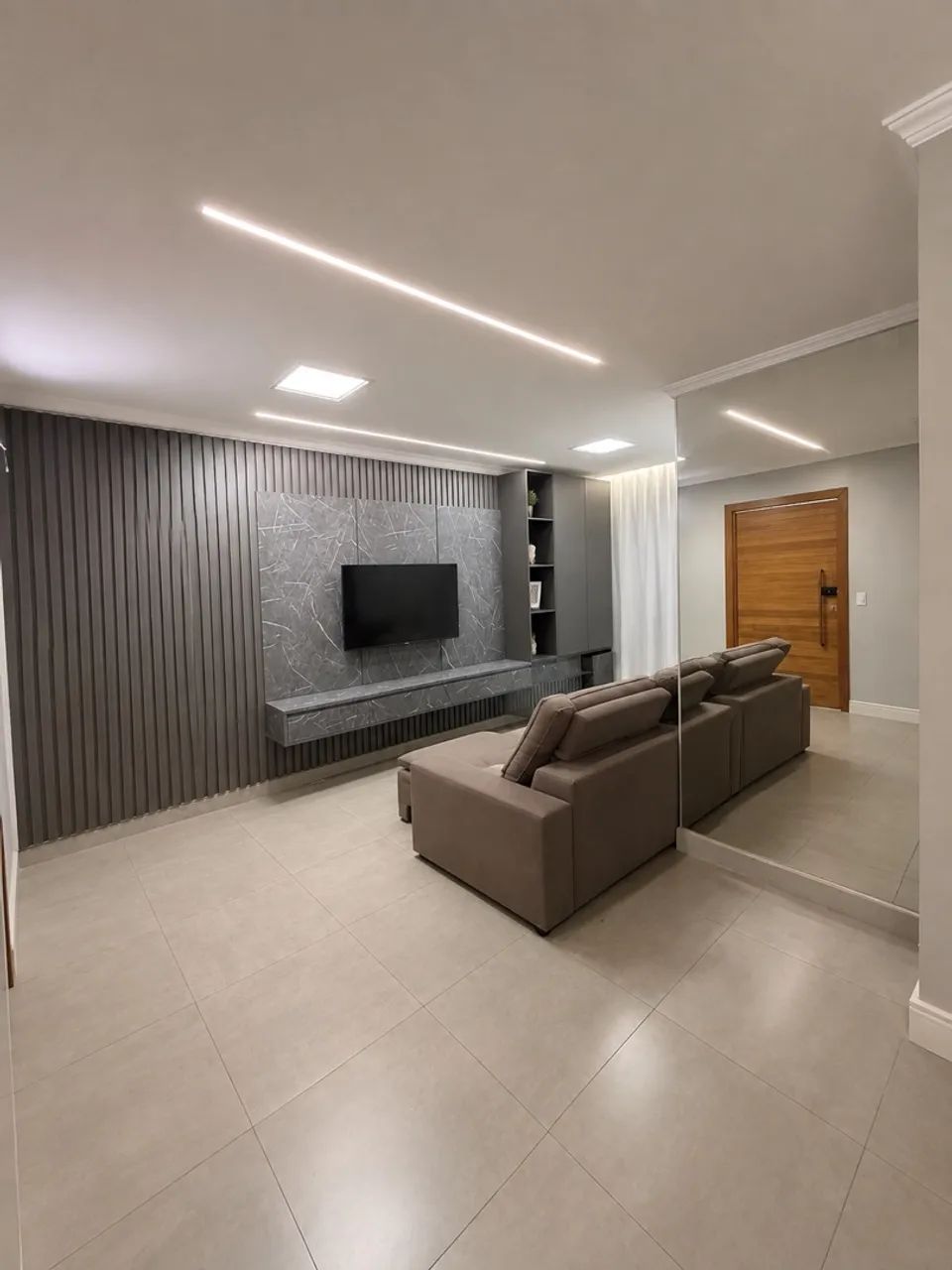 ? SOBRADO PARA ALUGAR ? 3 QUARTOS | 1 SUÍTE