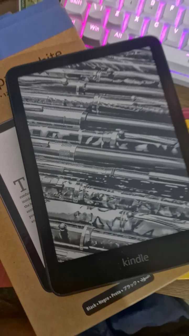 Kindle paperwhite seminovo - Foto 2