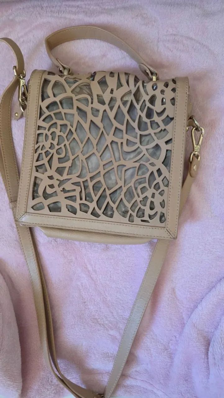 bolsa couro transversal carmen steffens bege original - Foto 3