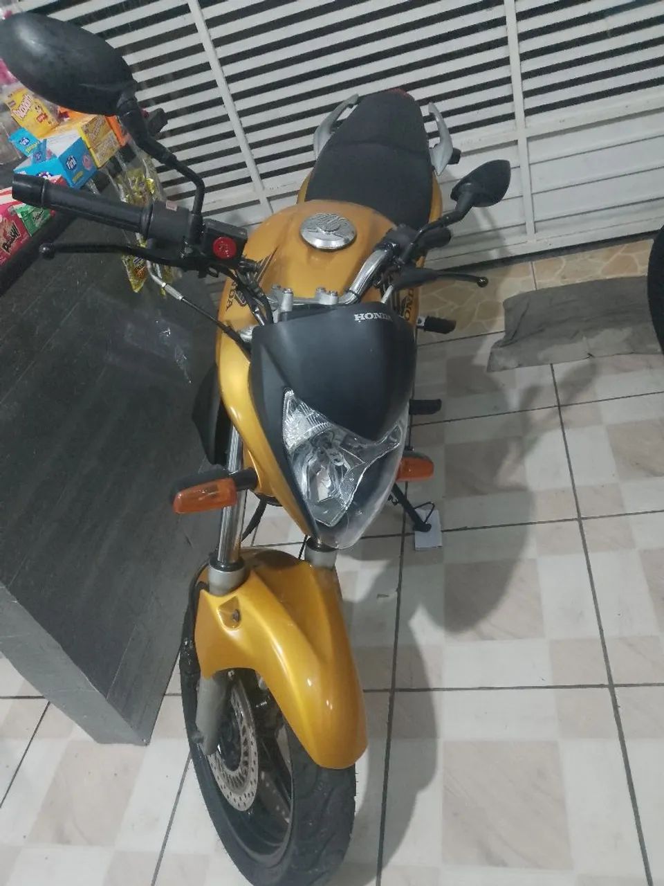 Cb 300