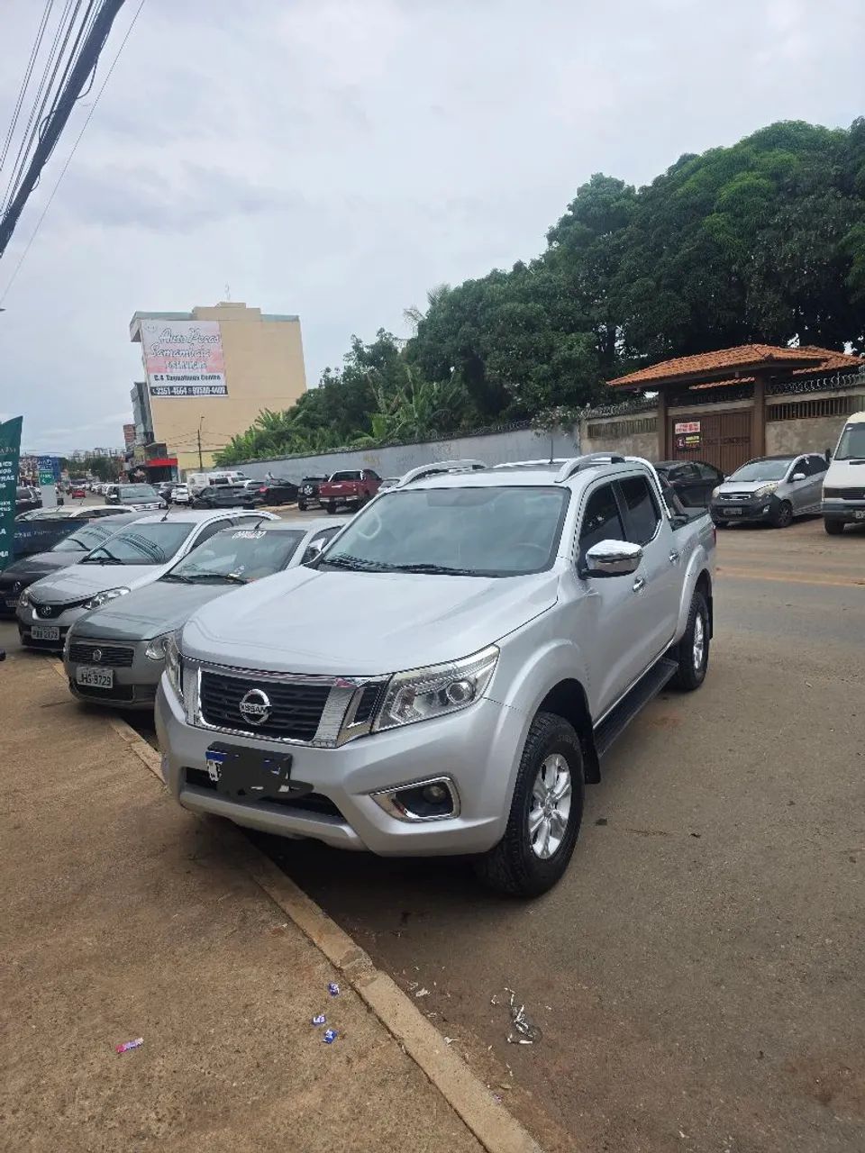 Nissan Frontier LE CD 4X4 2.3 BI-TB DIESEL AUT. 2017