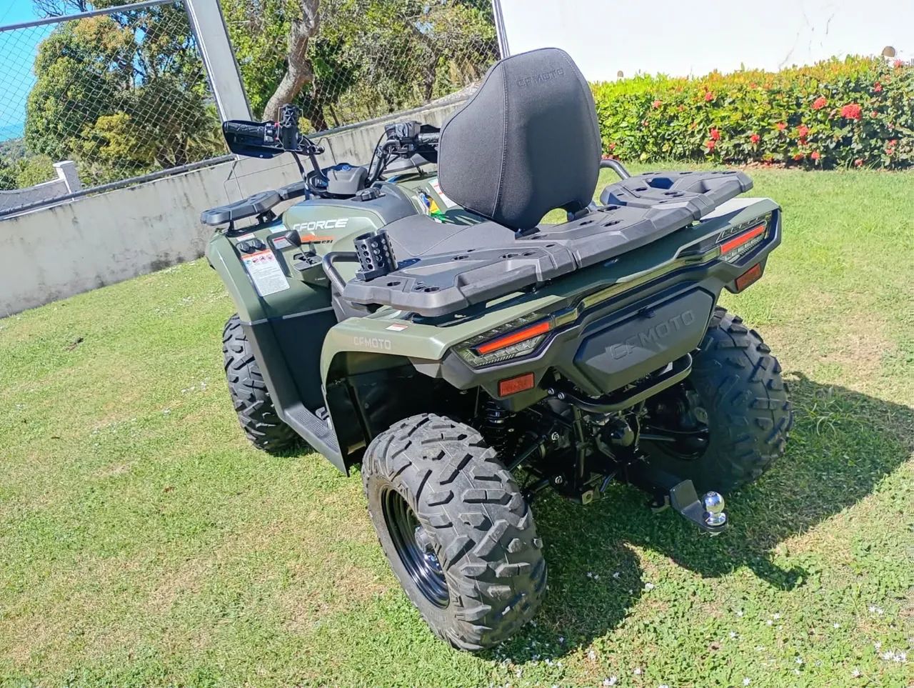 Quadriciclo Cforce 450l - Foto 3