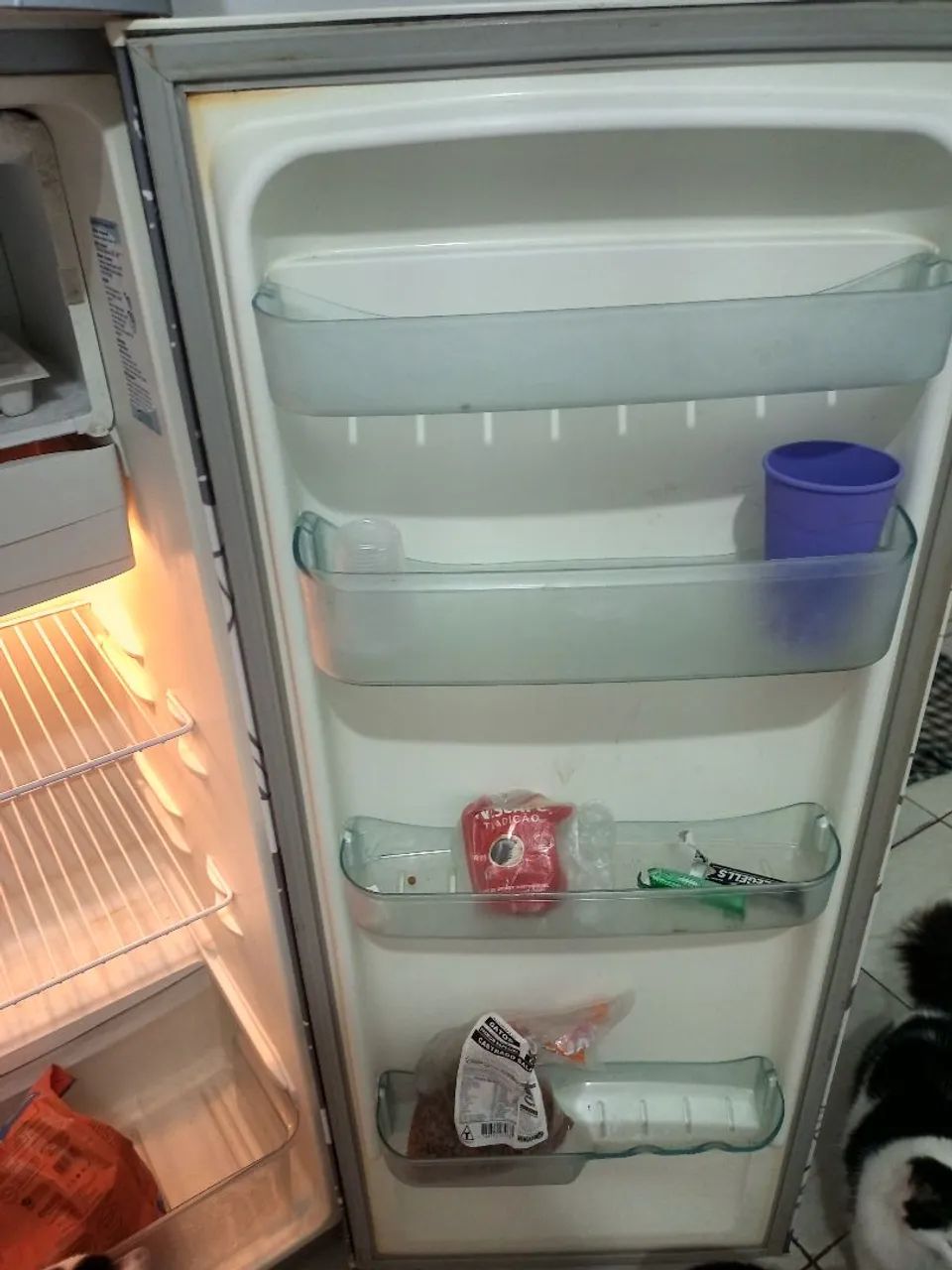 Vende se geladeira funcionando perfeitamente  - Foto 3