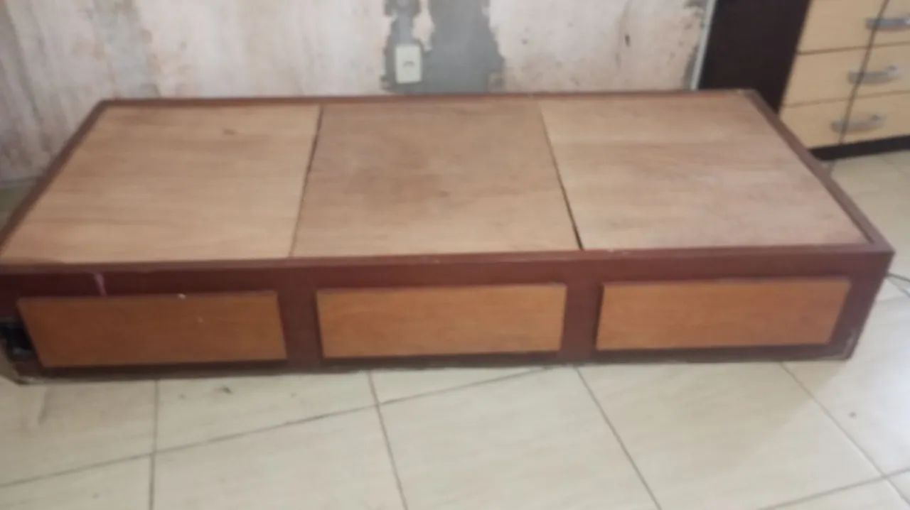 Cama de solteiro antiga em ótimo estado  - Foto 3