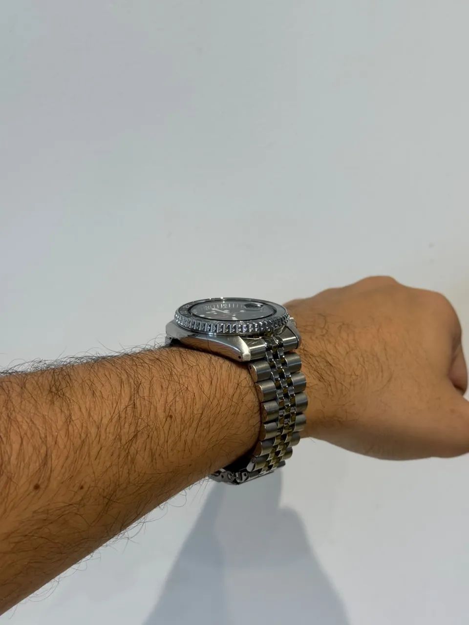 RELÓGIO SEIKO 5 SPORT GMT | BRUCE WAYNE - Foto 2