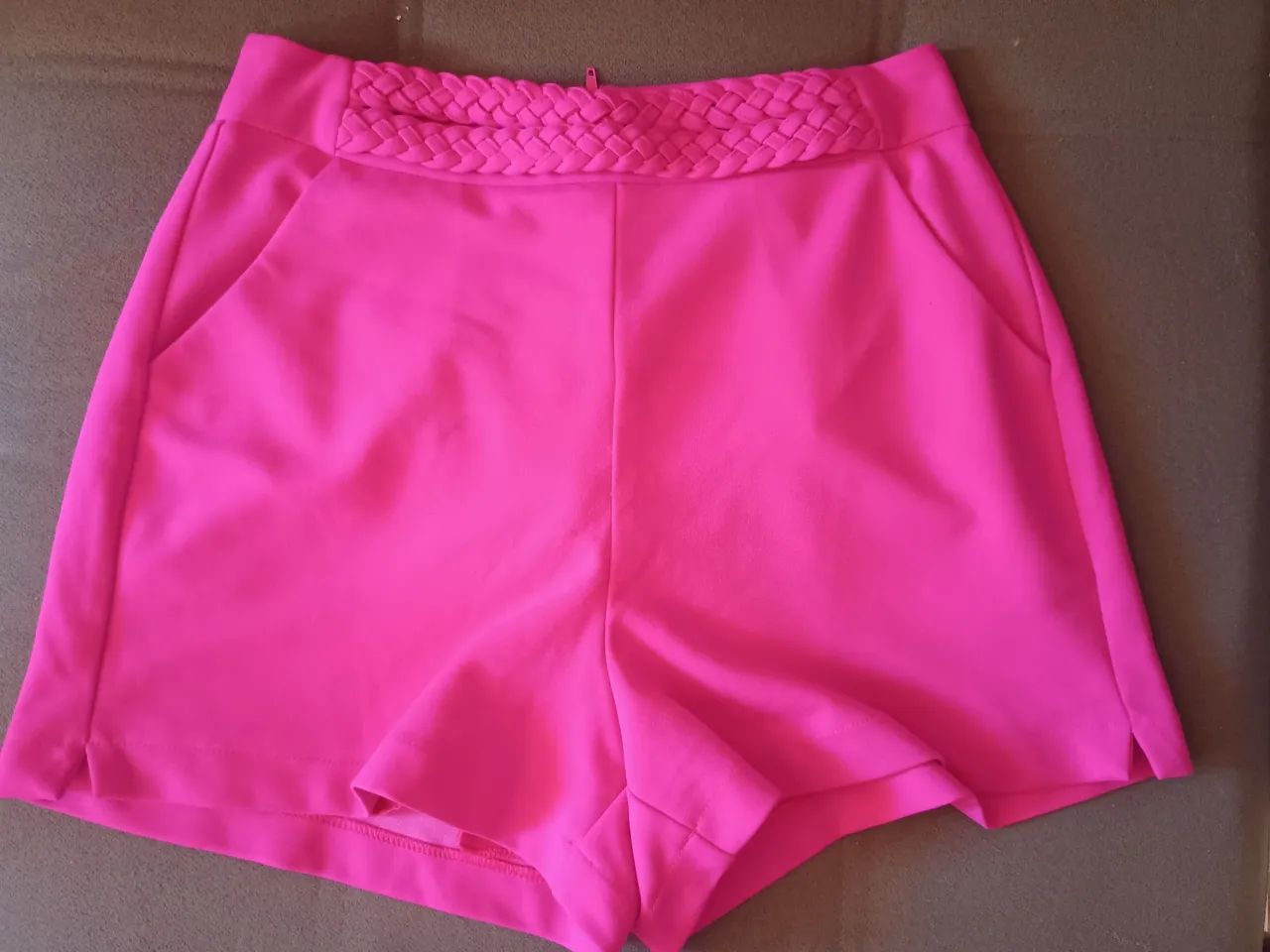 Short Rosa 
