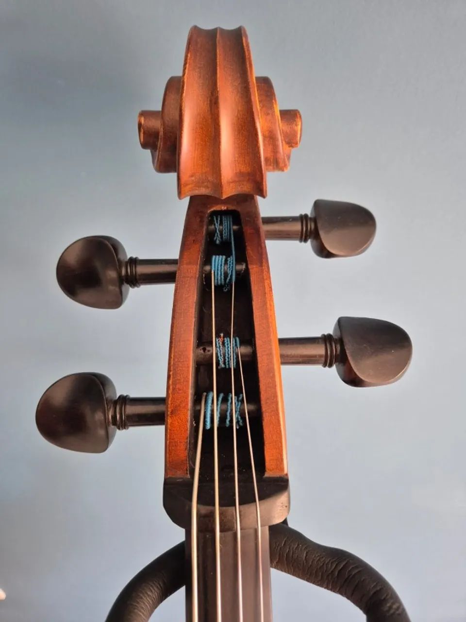 Vende-se Violoncelo Eagle CE 310 - Foto 2