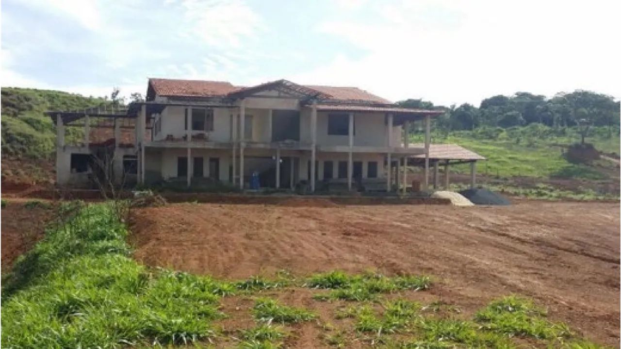 Terreno com casa na alvenaria  - Foto 2