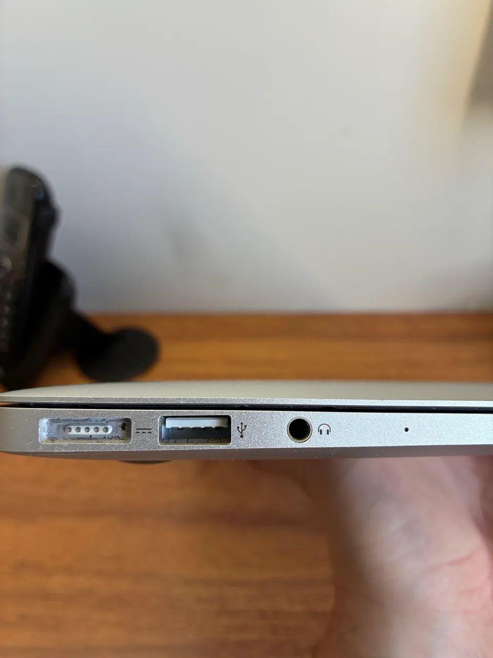 MacBook Air 13" - Early 2015 | 8GB RAM | SSD 256GB | Excelente Estado - Foto 3