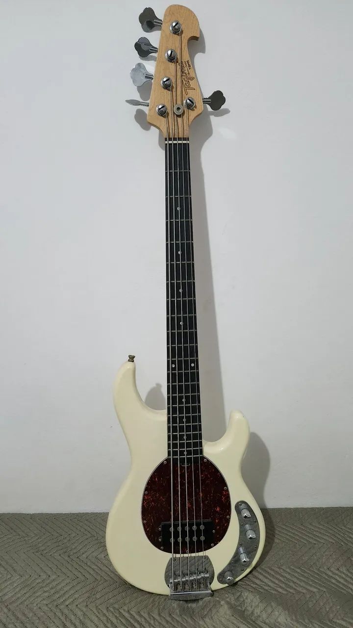 Baixo Tagima TBM-5