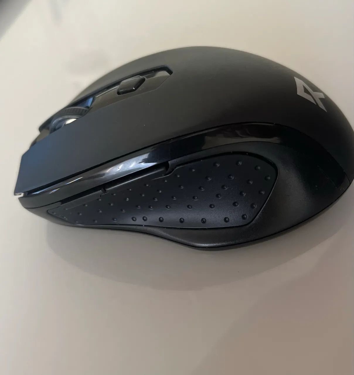 Kit teclado e mouse led sem fio Redragon BS-8772 - Foto 4