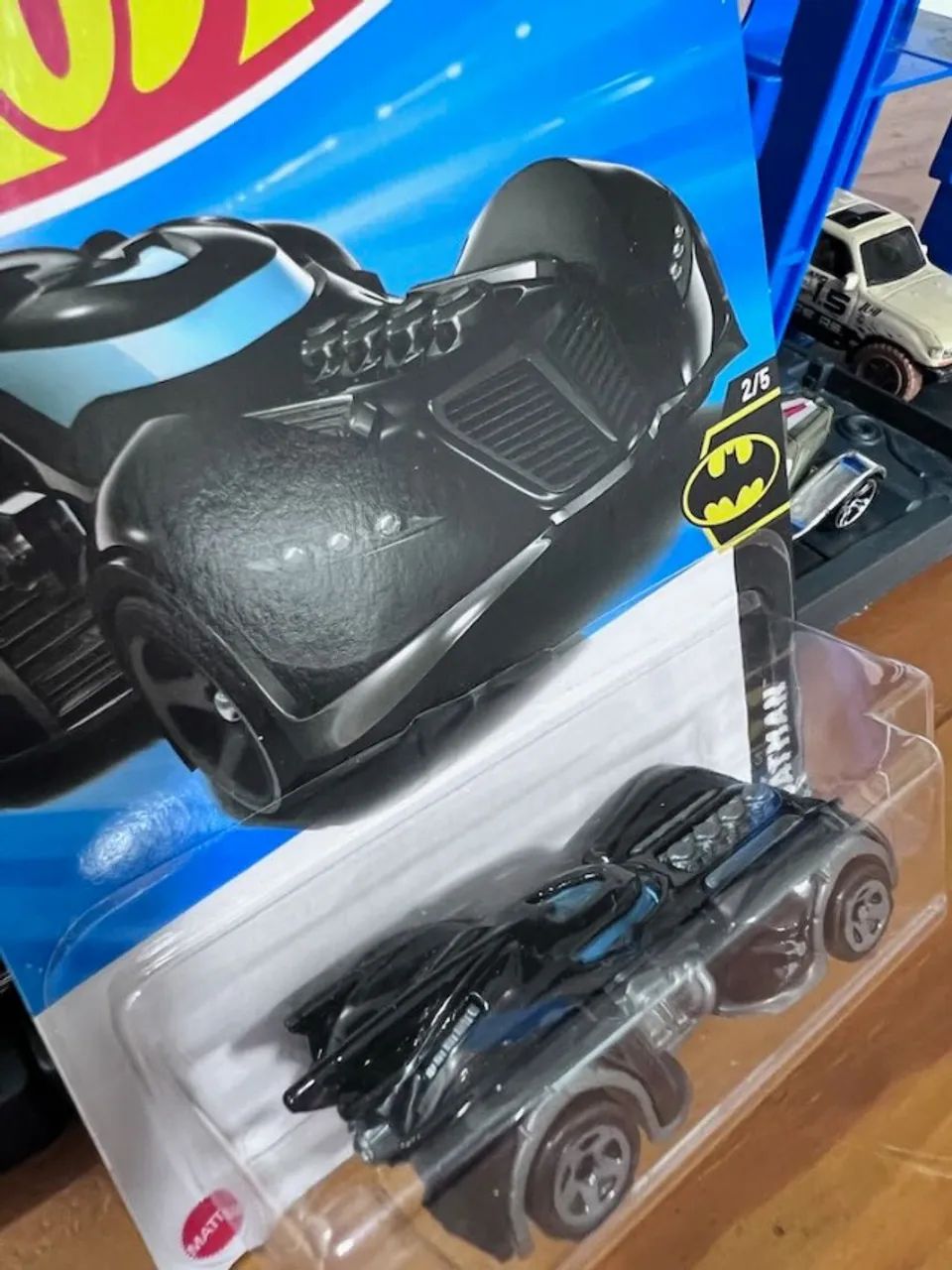 Miniatura Hot Wheels Batman Arkham Asylum Batmobile - Foto 4