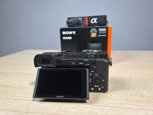 Câmera Sony Alpha a6400 4K (Semi-nova)  - Foto 4