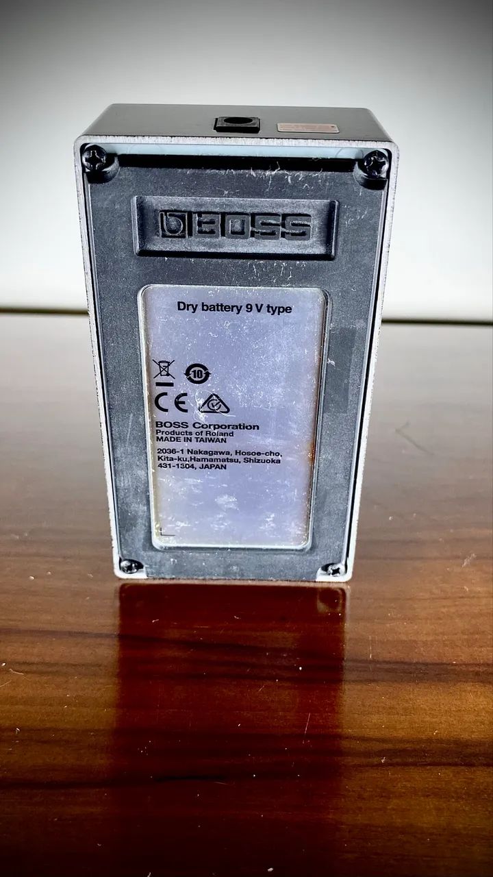 Pedal Boss DS-1 4a 40th limited edition black - Instrumentos