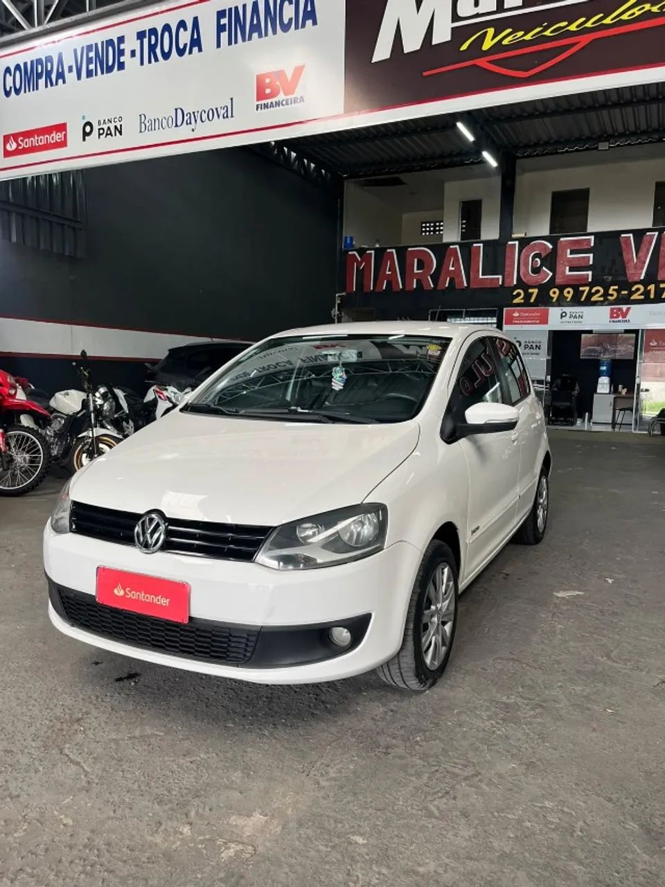 Volkswagen Fox Fox 1.0 Mi Total Flex 8V 5p 2014